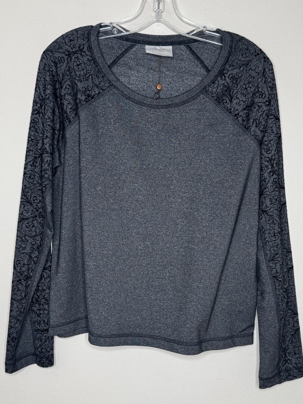 Calia Long Sleeve Heathered Gray Top Patterned Sleeves Activewear Loungewear L
